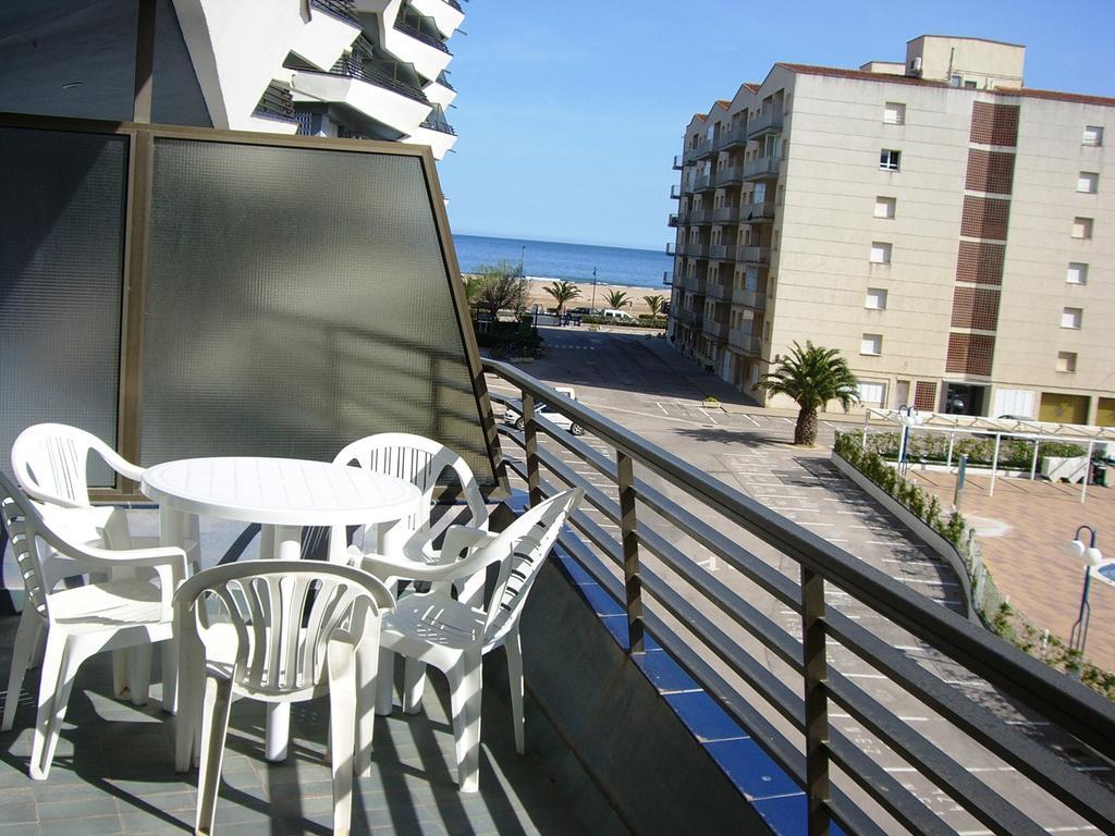 Apartamento A. Garganta - Rocamaura & Catalonia L'Estartit Exterior foto