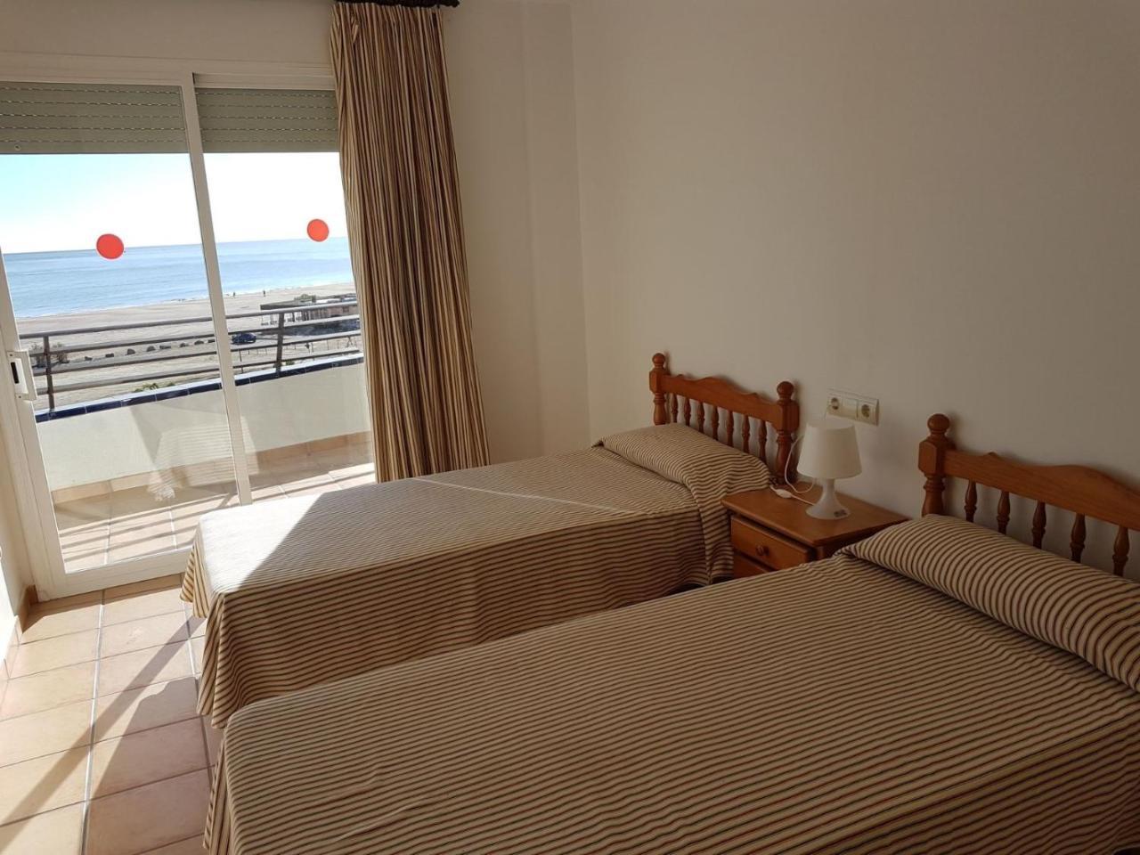Apartamento A. Garganta - Rocamaura & Catalonia L'Estartit Exterior foto